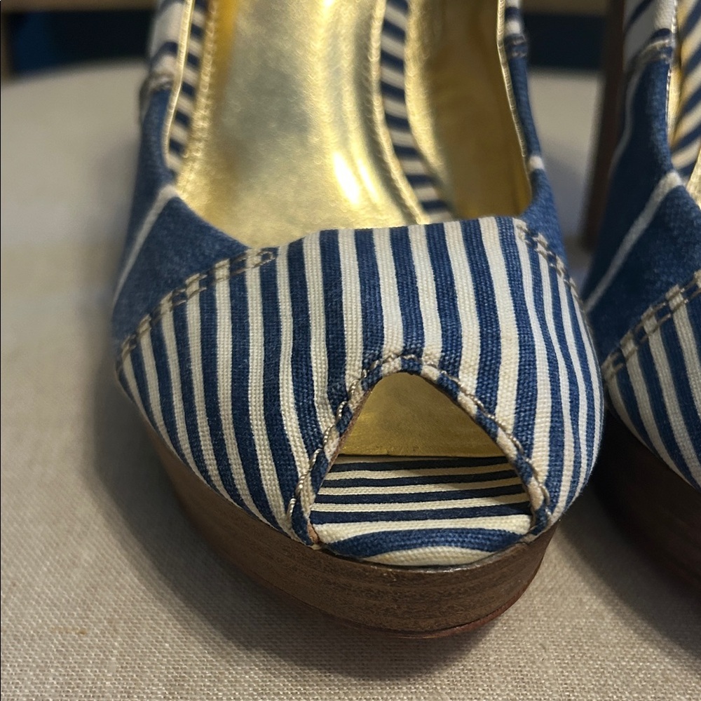 Coach Peep-Toe Navy Striped Slingback Heels, Size 9B - Picture 2 of 10